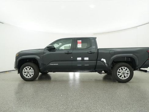 New 2026 Toyota Tacoma SR5 image 32