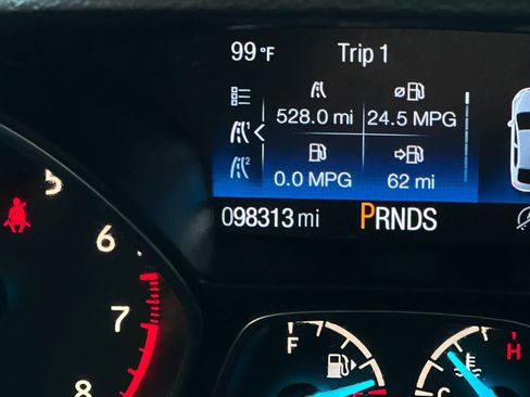Used 2018 Ford Escape SE FWD image 25