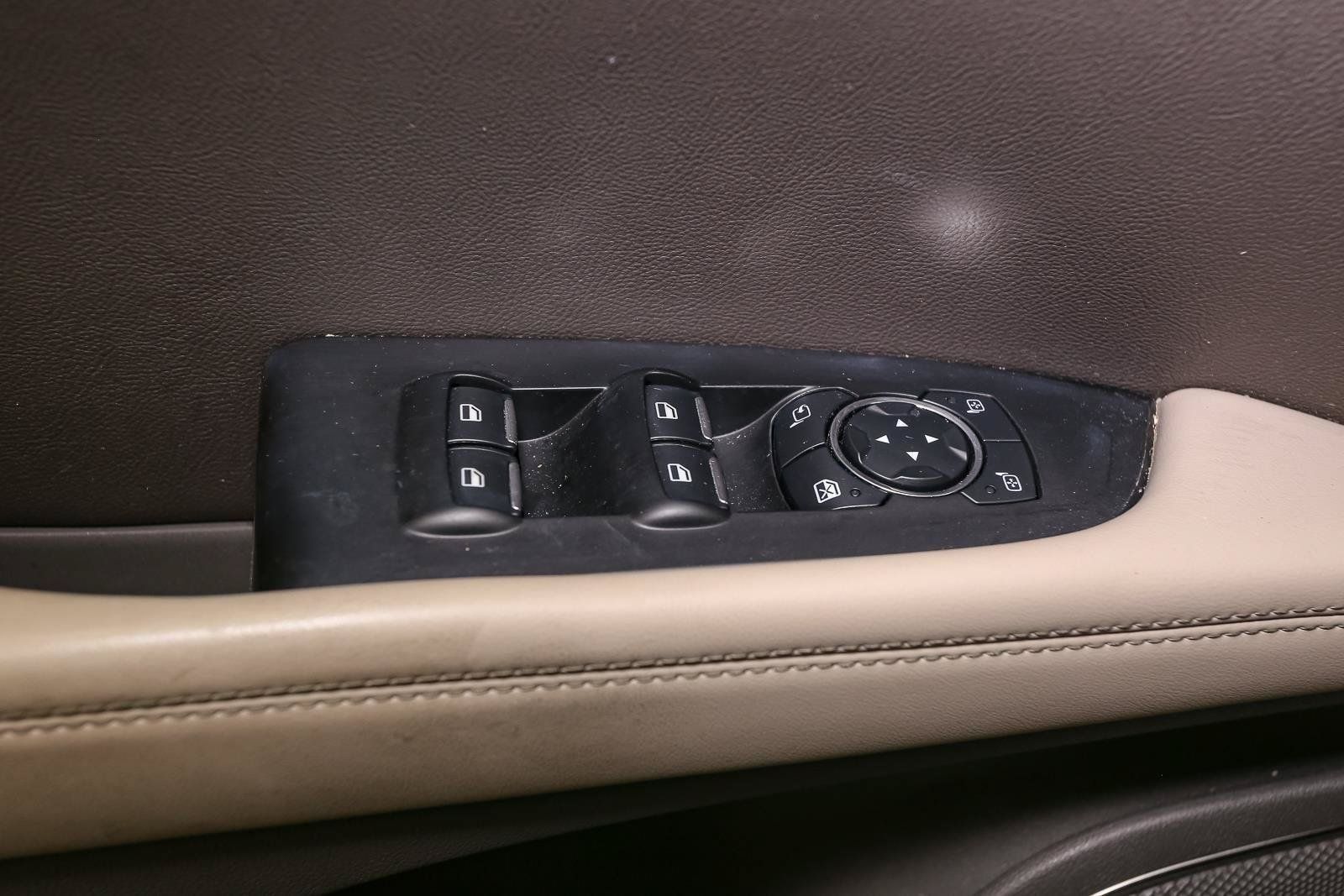Used 2023 Lincoln Nautilus AWD w/ Premium Package image 39