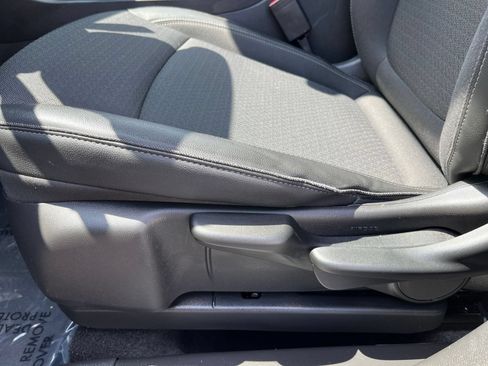 Used 2025 Buick Encore GX Preferred FWD image 22