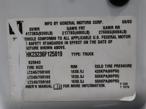 Used 2006 Chevrolet Silverado 2500 W/T AWD/4WD image 95