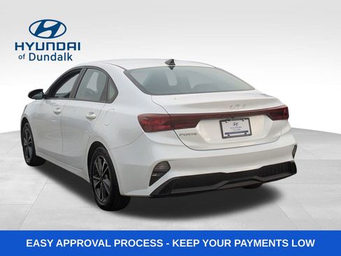 Used 2023 Kia Forte LXS image 2