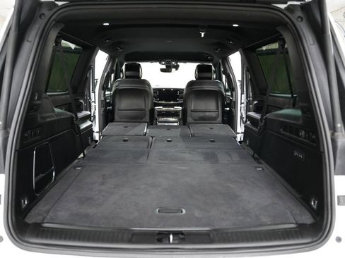 Used 2024 Jeep Wagoneer L Series II w/ Flexible Seating Group image 41