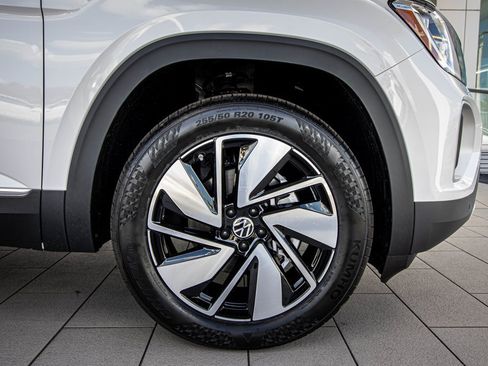 New 2026 Volkswagen Atlas SEL image 20