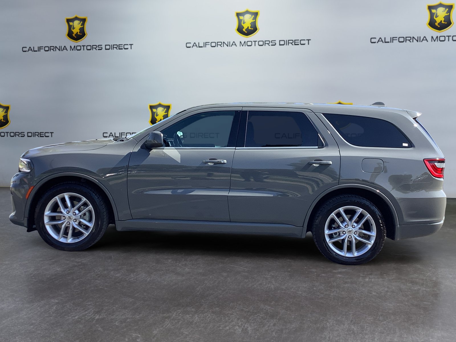 Used 2022 Dodge Durango GT RWD image 2