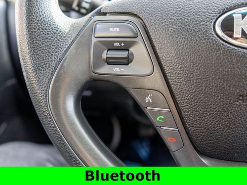 Used 2016 Kia Forte LX image 19