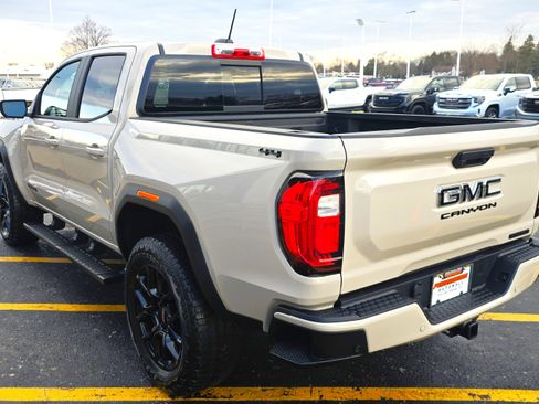New 2026 GMC Canyon Elevation w/ Convenience Package image 6