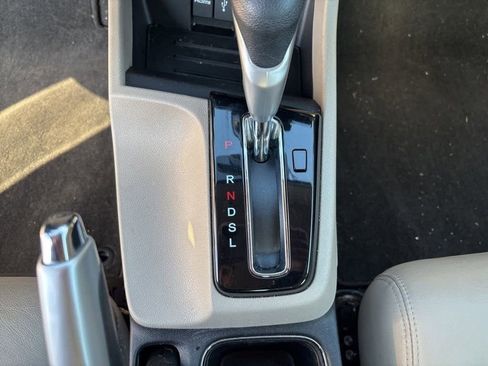 Used 2015 Honda Civic EX-L image 16