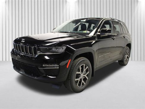 New 2025 Jeep Grand Cherokee Limited w/ Luxury Tech Group II image 8