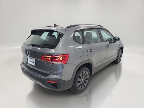 Used 2024 Volkswagen Taos S FWD image 5