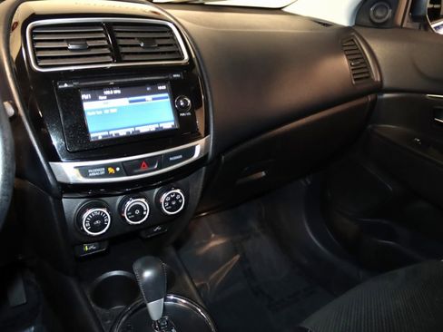 Used 2015 Mitsubishi Outlander Sport SE image 38