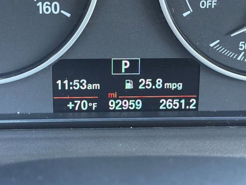 Used 2015 BMW 320i Sedan image 34