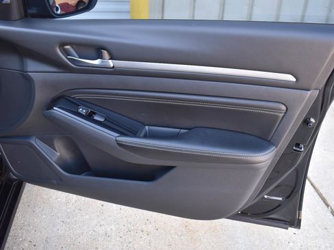 Used 2021 Nissan Altima 2.5 SV image 51