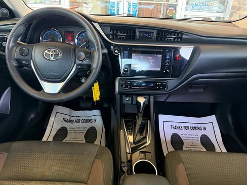 Used 2019 Toyota Corolla LE FWD image 20