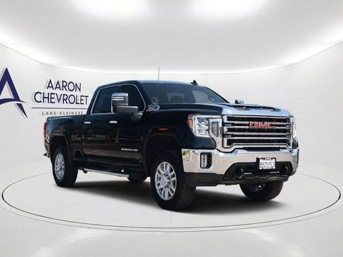 Used 2023 GMC Sierra 2500 SLT w/ Driver Alert Package I AWD/4WD image 3