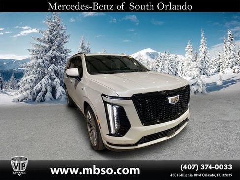 Used 2025 Cadillac Escalade Sport Platinum image 1