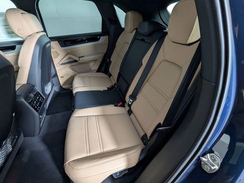 New 2026 Porsche Cayenne S AWD/4WD image 24