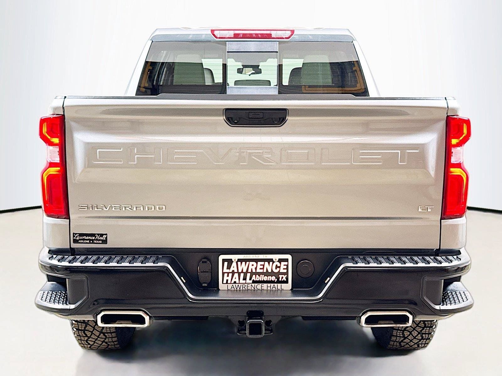 Used 2024 Chevrolet Silverado 1500 LT Trail Boss w/ Convenience Package II AWD/4WD image 5