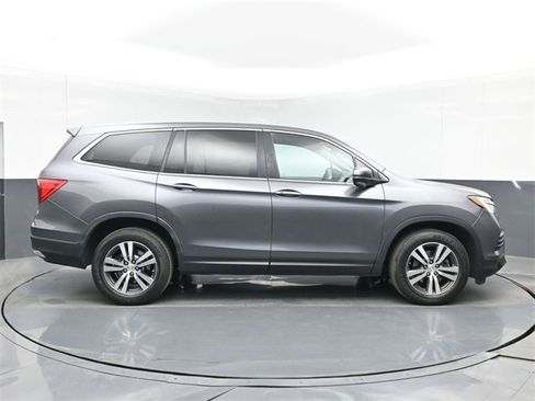 Used 2016 Honda Pilot EX-L image 11