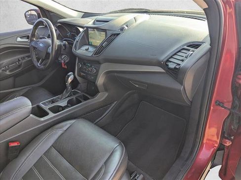 Used 2018 Ford Escape SEL image 19