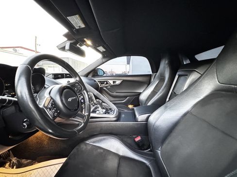 Used 2017 Jaguar F-TYPE Convertible image 11
