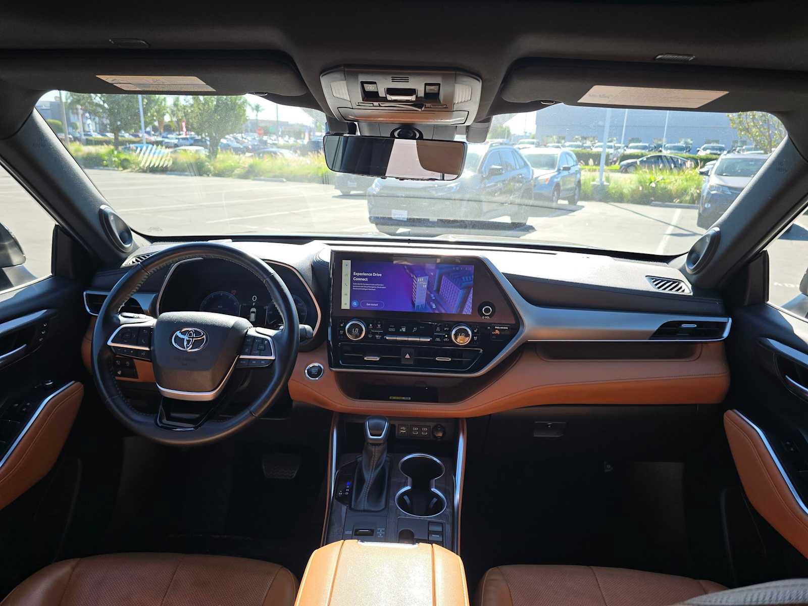 Used 2023 Toyota Highlander Platinum FWD image 17