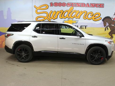 Used 2019 Chevrolet Traverse Premier w/ Redline Edition AWD/4WD image 1