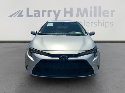 Used 2022 Toyota Corolla LE w/ Carpet Mat Package (TMS) FWD image 8