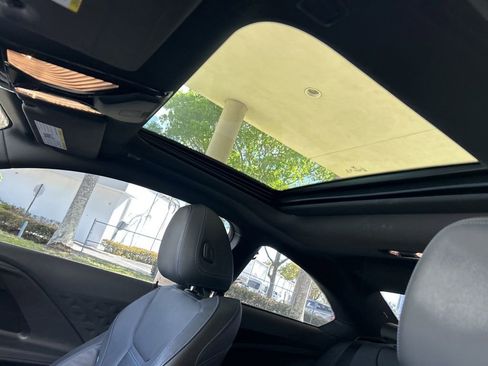 Used 2022 BMW 230i Coupe w/ Premium Package 2 RWD image 19