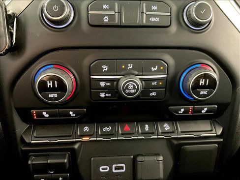 Used 2020 Chevrolet Silverado 1500 RST w/ All-Star Edition AWD/4WD image 36