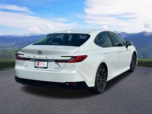 Certified 2025 Toyota Camry XLE FWD image 5