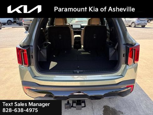 Used 2026 Kia Sorento SX Prestige w/ Olive Brown Leather Package AWD/4WD image 29