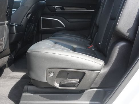 Used 2022 Kia Telluride EX w/ EX Premium Package image 31