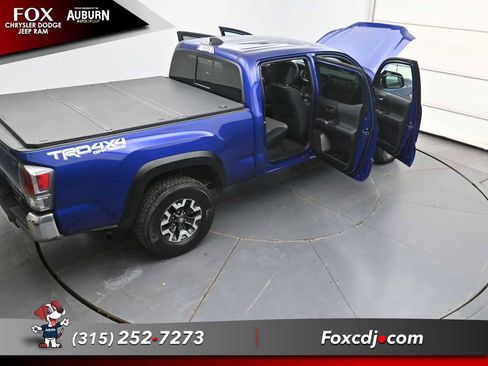 Used 2023 Toyota Tacoma TRD Off-Road AWD/4WD image 39