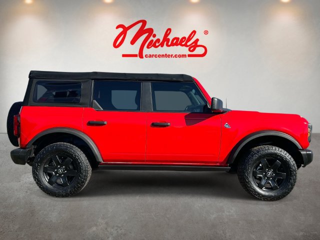 Used 2022 Ford Bronco Black Diamond AWD/4WD image 2