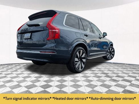 Used 2023 Volvo XC90 T8 Ultimate image 12