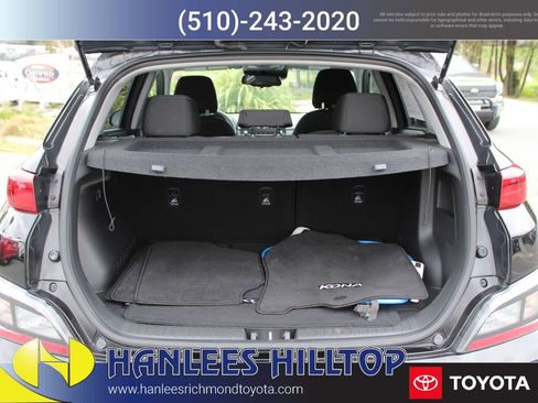 Used 2023 Hyundai Kona SE image 10