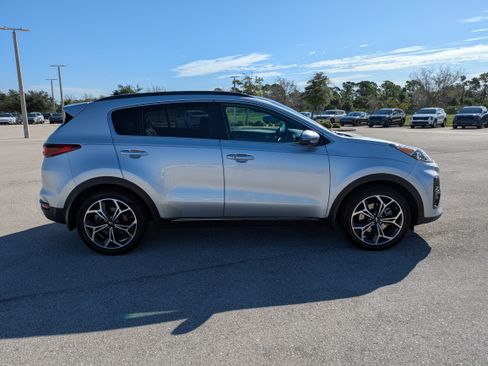 Used 2020 Kia Sportage SX FWD image 3