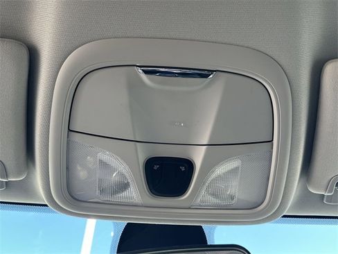 Used 2020 Jeep Cherokee Latitude image 25