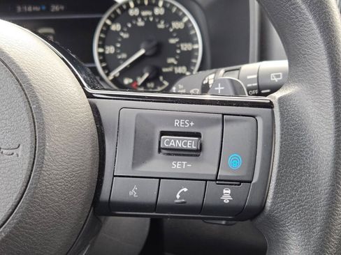 Used 2023 Nissan Rogue SV AWD/4WD image 27