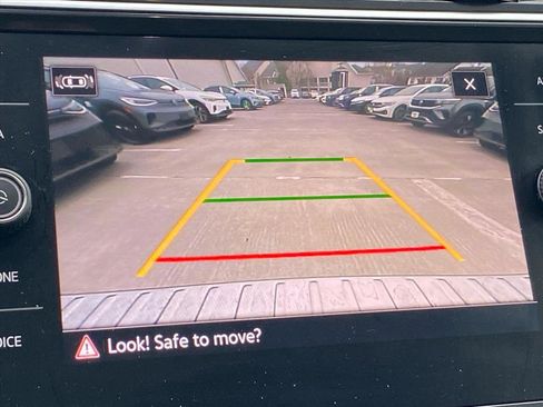 Certified 2024 Volkswagen Tiguan Wolfsburg Edition image 17