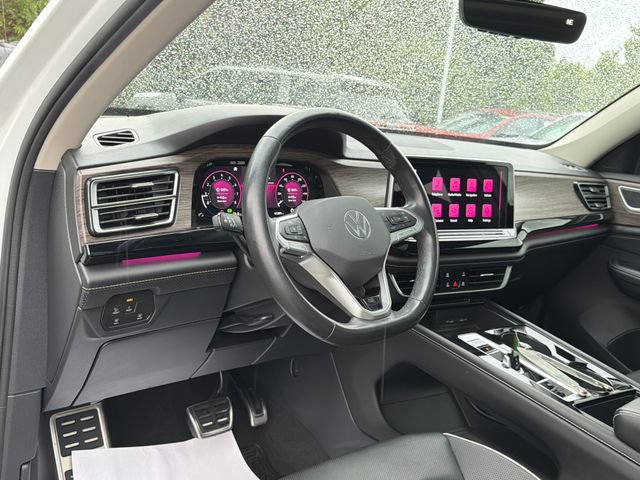 Used 2024 Volkswagen Atlas SEL Premium R-Line AWD/4WD image 10