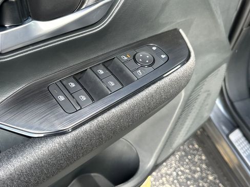 New 2026 Nissan Kicks SV w/ SV Premium Package image 11