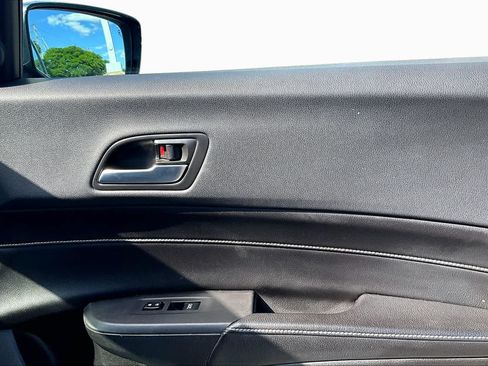 Used 2019 Acura ILX FWD image 23