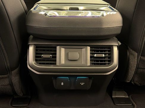 Used 2026 Ford F150 Lariat AWD/4WD image 42