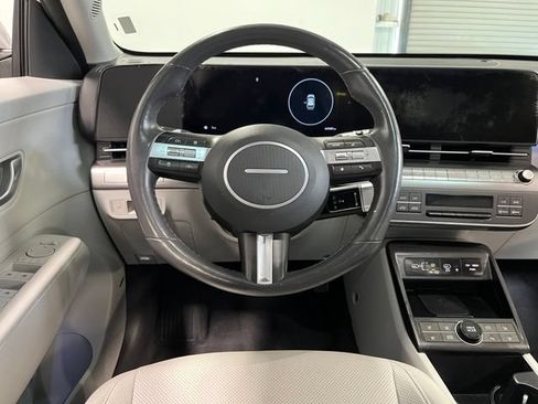 Used 2024 Hyundai Kona Limited FWD image 22