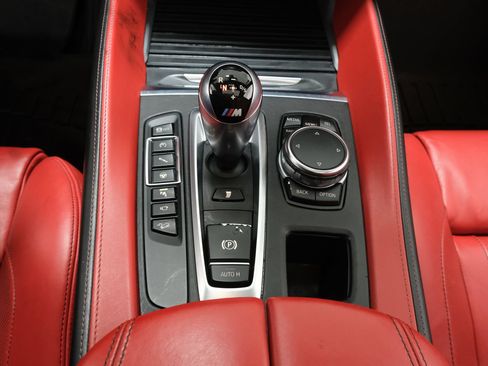 Used 2016 BMW X6 M AWD/4WD image 23