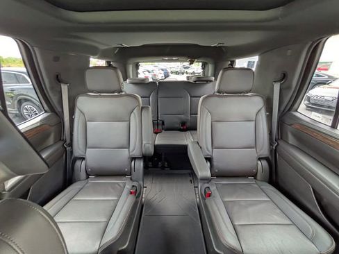 Used 2021 Chevrolet Tahoe High Country w/ Premium Package AWD/4WD image 27