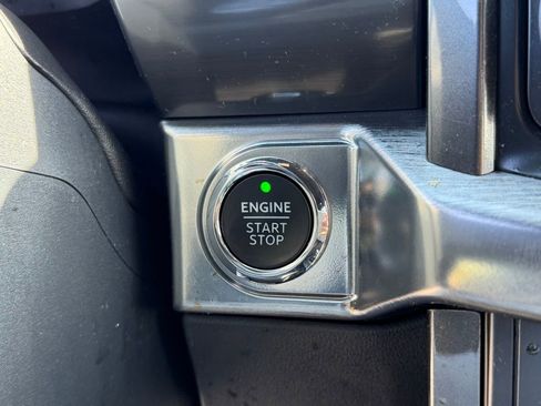 Used 2022 Ford F150 Lariat AWD/4WD image 22