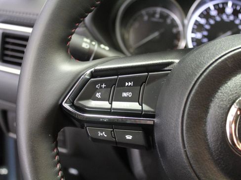 Used 2023 MAZDA CX-5 Carbon Edition image 9